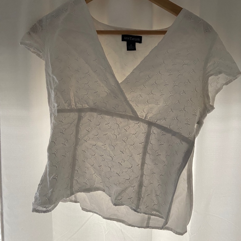 White Flower Wrap Embroidery Blouse